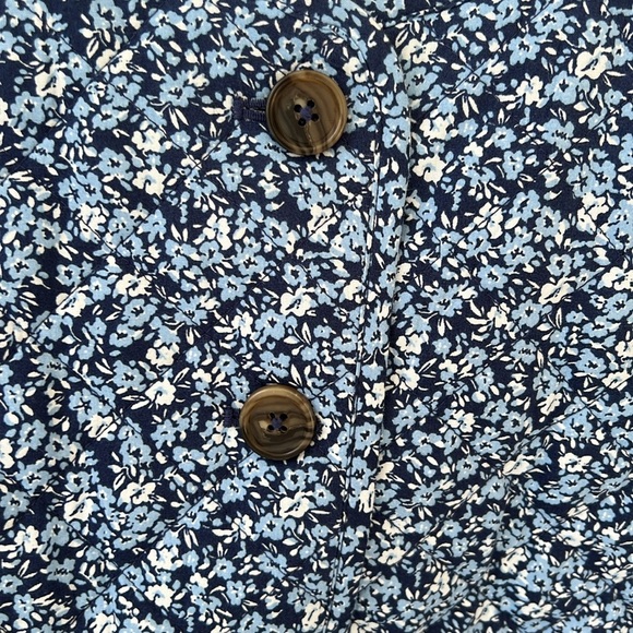 J. Crew Blue Floral Quilted Jacket. Size 2 - Picture 4 of 9